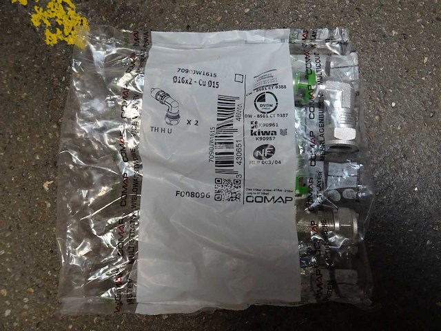 Comap - 7090jw1615 - ø16x2-cu ø15 - fitting met 2 aansluitingen (38x) - afbeelding 1 van  1