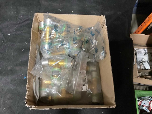 Comap perskoppeling (13x) - afbeelding 1 van  2