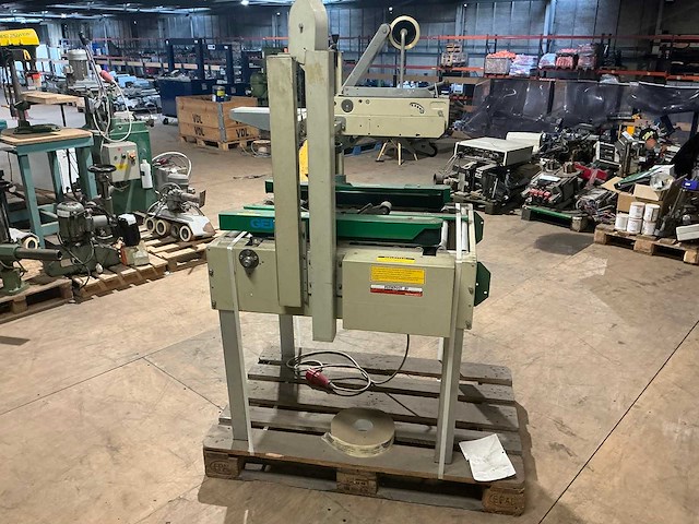 Comarme - 2000 - dozensluitmachine - afbeelding 4 van  7