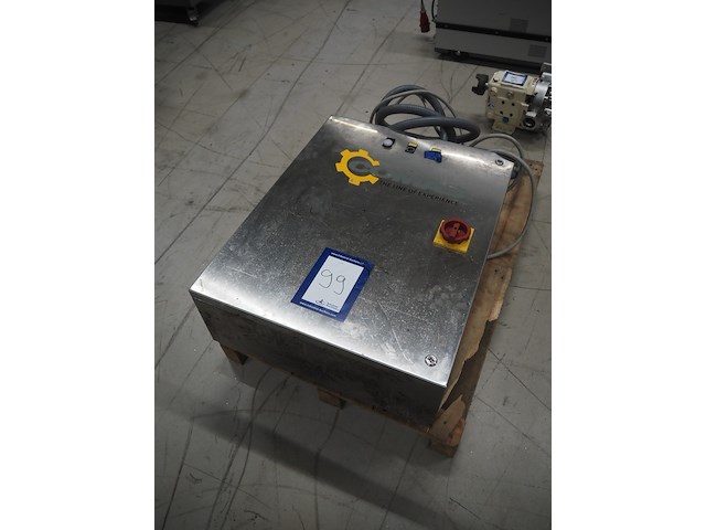 Comas - afbeelding 1 van  4