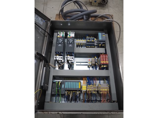 Comas - afbeelding 4 van  4