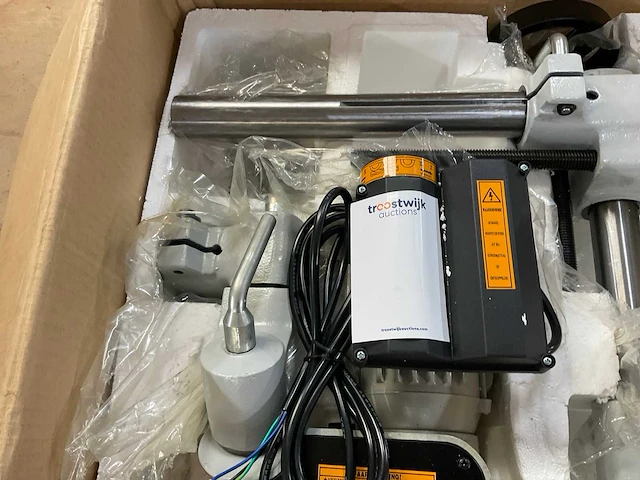 Comatic af1260 feeder - afbeelding 3 van  5