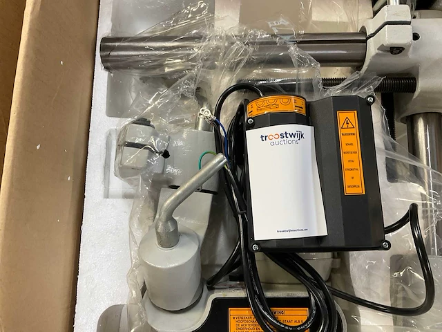 Comatic af1260 feeder - afbeelding 3 van  4