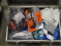 Combi-kavel: eerstehulp- en persoonlijke beschermingsmiddelen set in koffer (kavel 1303795 t/m 1303801) - afbeelding 25 van  40