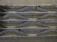 Combi-kavel: verstelbare montage armen, hoekbeugels & loopplank (1303803 t/m 1383805) - afbeelding 4 van  12