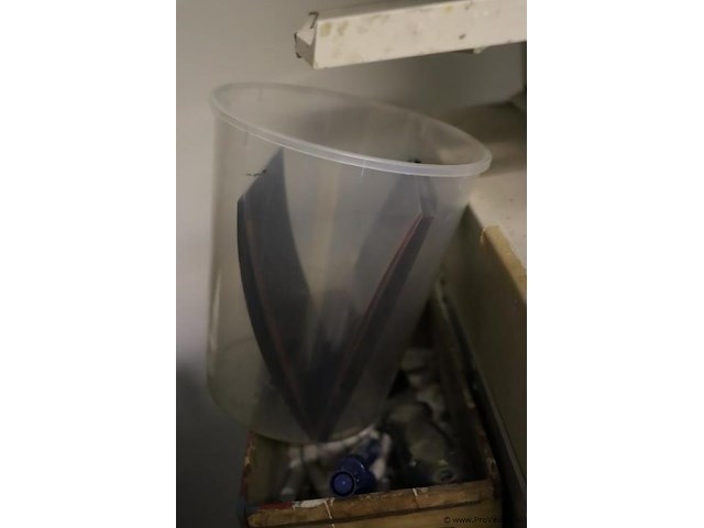 Combi-kavel: verticale profielprojector (1302594), skandex verfshaker (1302595), doseerstation voor verf/inkt (1302596) - afbeelding 11 van  17