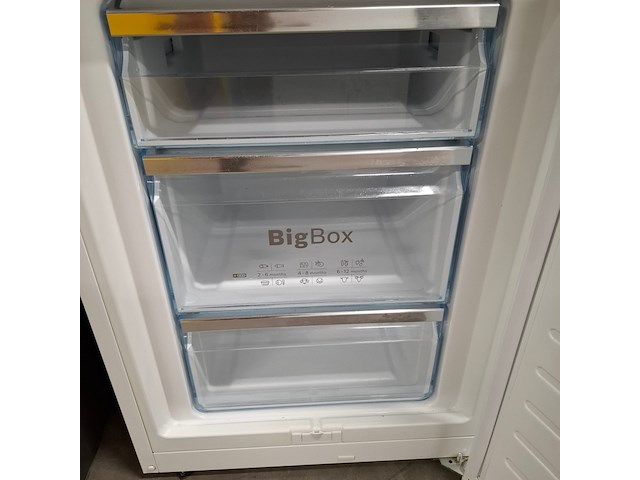 Combi koelkast no frost, bosch a+++, kge36aw40 - afbeelding 2 van  12