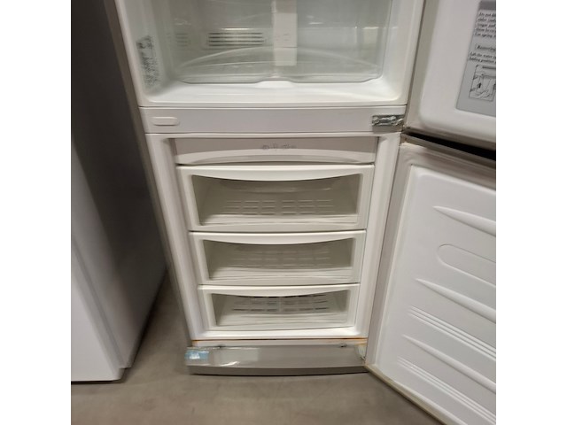 Combi koelkast no frost, lg a+++, gcf399btqa, grijs / chroom - afbeelding 4 van  7