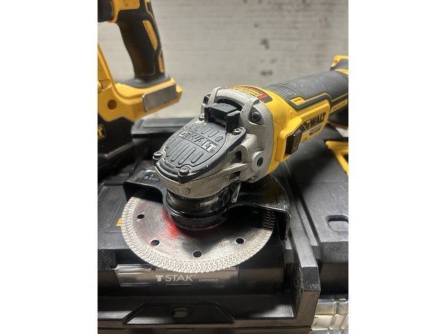 Combihamer, 1x haakse slijper, 1x koffer, dewalt, dch273, dcg405 - afbeelding 4 van  6