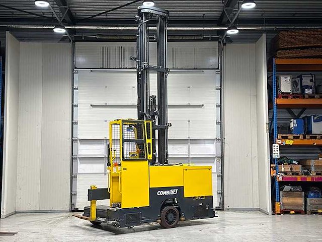 Combilift - 2022 - c3000ste - 12.5m triplex - 1033 uren - zijlader - afbeelding 2 van  11
