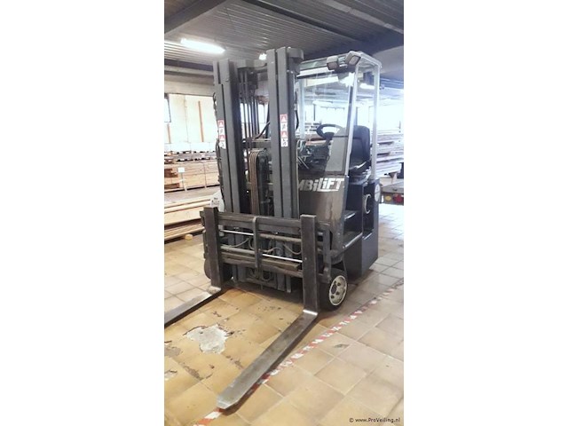 Combilift vorkheftruck - mabo benelux - model c2500cb - afbeelding 1 van  23