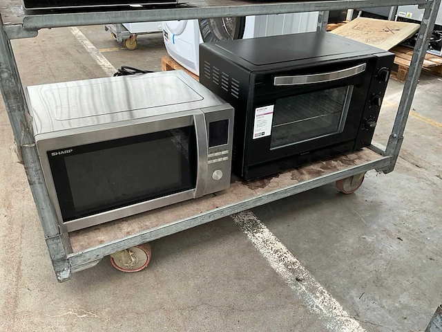 Combimagnetron + hetelucht oven - afbeelding 1 van  5
