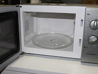 Combimagnetron micromaxx campinggeschikt. maximaal 120 watt. afmeting 45 x 30 cm. hoogte 29 cm - afbeelding 2 van  3