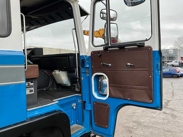 (combinatie) 1980 scania lbfs 141 s46 v8 vrachtwagen met laadkraan - afbeelding 30 van  44