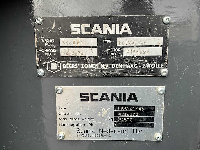 (combinatie) 1980 scania lbfs 141 s46 v8 vrachtwagen met laadkraan - afbeelding 42 van  44