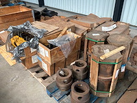 Combinatie kavel caterpillar onderdelen (kavel 650-713) - afbeelding 6 van  9