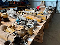 Combinatie kavel caterpillar onderdelen (kavel 650-713) - afbeelding 9 van  9