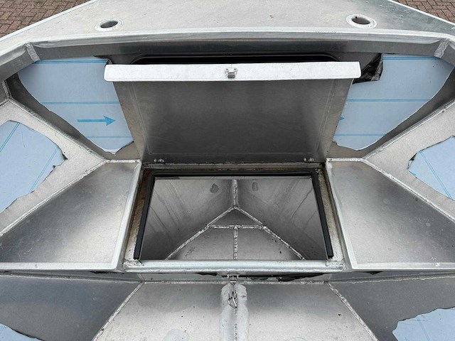 Combinatie van kavel 1&2 (runiva motorjacht met tohatsu buitenboordmotor) - afbeelding 13 van  15