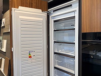 Combinatie van kavels 1 t/m 10 (keller showroomkeuken met hoogwaardige apparatuur) - afbeelding 9 van  57