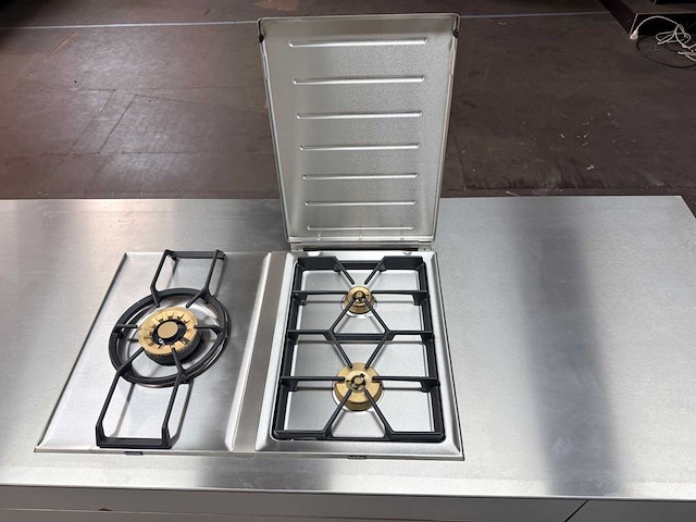 Combinatie van kavels 1 t/m 3 (bulthaup showroomkeuken met hoogwaardige apparatuur) - afbeelding 7 van  60