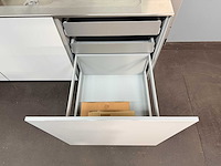 Combinatie van kavels 1 t/m 3 (bulthaup showroomkeuken met hoogwaardige apparatuur) - afbeelding 22 van  60