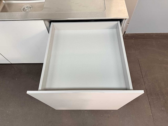 Combinatie van kavels 1 t/m 3 (bulthaup showroomkeuken met hoogwaardige apparatuur) - afbeelding 25 van  60