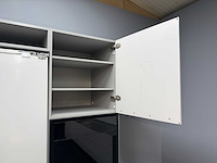Combinatie van kavels 1 t/m 3 (bulthaup showroomkeuken met hoogwaardige apparatuur) - afbeelding 47 van  60