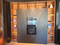 Combinatie van kavels 1 t/m 6 (next125 showroomkeuken met miele apparatuur) - afbeelding 12 van  45