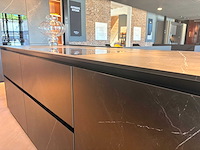 Combinatie van kavels 1 t/m 6 (next125 showroomkeuken met miele apparatuur) - afbeelding 5 van  45