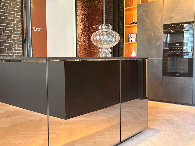 Combinatie van kavels 1 t/m 6 (next125 showroomkeuken met miele apparatuur) - afbeelding 33 van  51