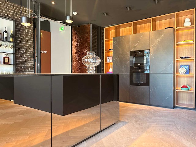Combinatie van kavels 1 t/m 6 (next125 showroomkeuken met miele apparatuur) - afbeelding 43 van  51