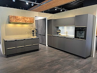 Combinatie van kavels 1 t/m 6 (schüller keuken met miele apparatuur)