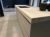 Combinatie van kavels 1 t/m 7 (stosa showroomkeuken met miele apparatuur) - afbeelding 13 van  36