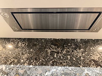 Combinatie van kavels 1 t/m 8 (das showroomkeuken met miele apparatuur) - afbeelding 35 van  40