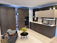 Combinatie van kavels 1 t/m 8 (dibiesse showroomkeuken met miele apparatuur)