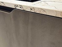 Combinatie van kavels 1 t/m 8 (dibiesse showroomkeuken met miele apparatuur) - afbeelding 47 van  54