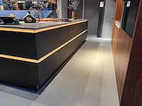 Combinatie van kavels 1 t/m 8 (pronorm i-luminate showroomkeuken met siemens studioline apparatuur) - afbeelding 1 van  4