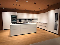 Combinatie van kavels 1 t/m 9 (next125 beurskeuken met gaggenau apparatuur)