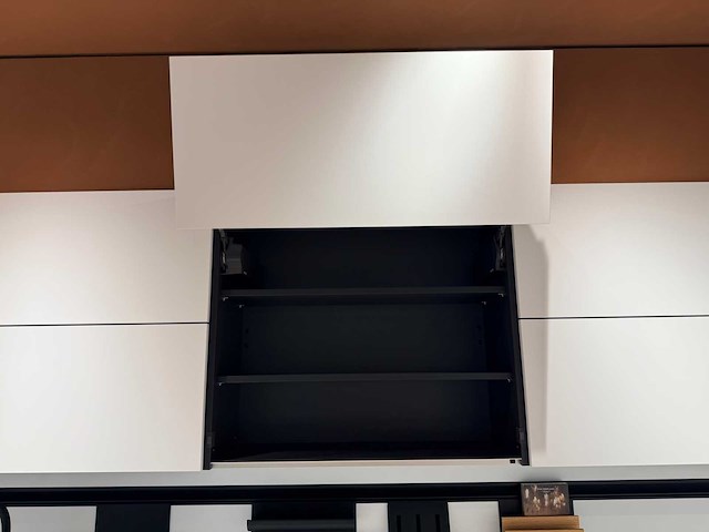 Combinatie van kavels 1 t/m 9 (next125 beurskeuken met gaggenau apparatuur) - afbeelding 42 van  98