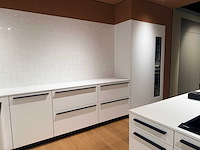 Combinatie van kavels 1 t/m 9 (next125 beurskeuken met gaggenau apparatuur) - afbeelding 44 van  98
