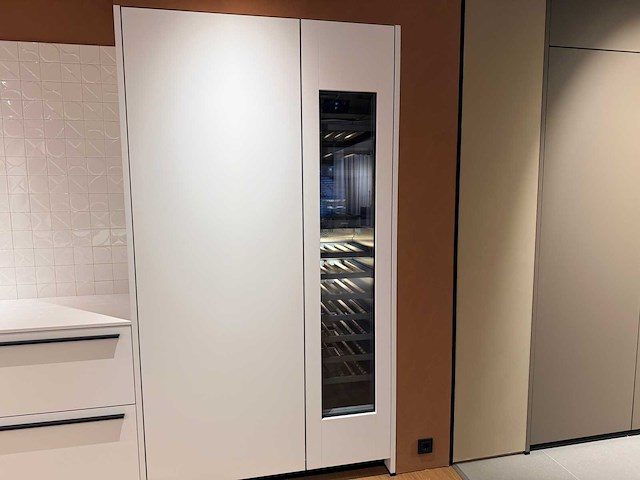Combinatie van kavels 1 t/m 9 (next125 beurskeuken met gaggenau apparatuur) - afbeelding 63 van  98