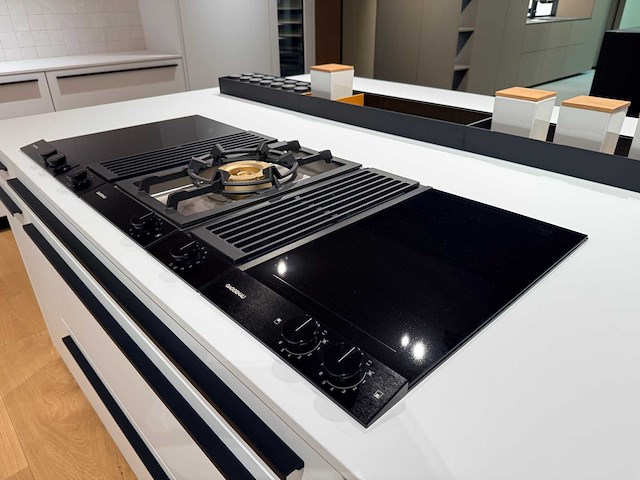 Combinatie van kavels 1 t/m 9 (next125 beurskeuken met gaggenau apparatuur) - afbeelding 74 van  98