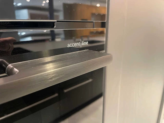 Combinatie van kavels 1 t/m 9 (schmidt showroomkeuken met hoogwaardige merk apparatuur) - afbeelding 5 van  62