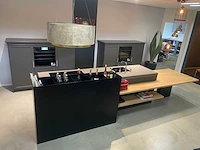 Combinatie van kavels 1 t/m 9 (schmidt showroomkeuken met hoogwaardige merk apparatuur) - afbeelding 23 van  62