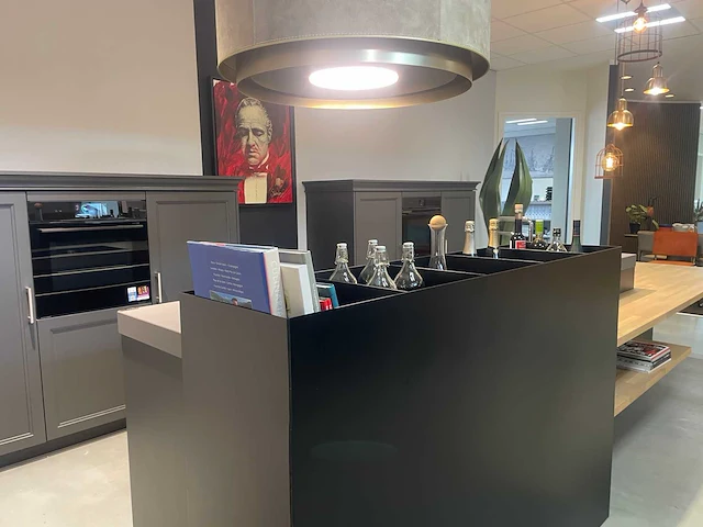 Combinatie van kavels 1 t/m 9 (schmidt showroomkeuken met hoogwaardige merk apparatuur) - afbeelding 44 van  62