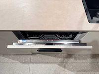 Combinatie van kavels 1 t/m 9 (schüller beurskeuken met gaggenau wijnklimaatkast en bosch apparatuur) - afbeelding 63 van  84