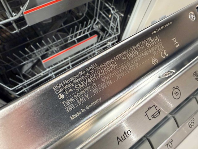 Combinatie van kavels 1 t/m 9 (schüller beurskeuken met gaggenau wijnklimaatkast en bosch apparatuur) - afbeelding 66 van  84