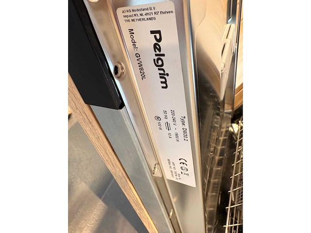Combinatie van kavels 10 t/m 13 (schmidt showroomkeuken met pelgrim apparatuur) - afbeelding 5 van  19