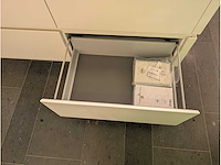 Combinatie van kavels 10 t/m 19 (showroomkeuken met hoogwaardige apparatuur) - afbeelding 2 van  58