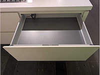 Combinatie van kavels 10 t/m 19 (showroomkeuken met hoogwaardige apparatuur) - afbeelding 4 van  58